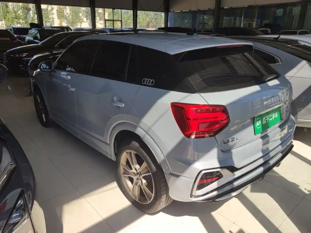 Audi Q2L — миниатюра 5