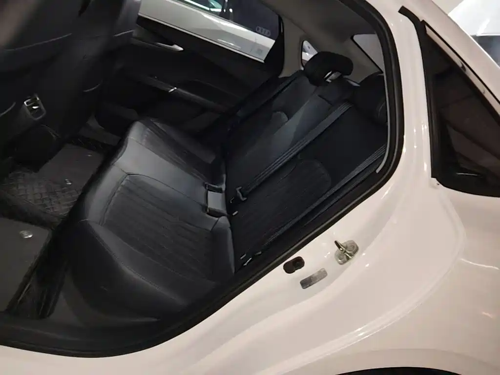 Changan Yida — миниатюра 16
