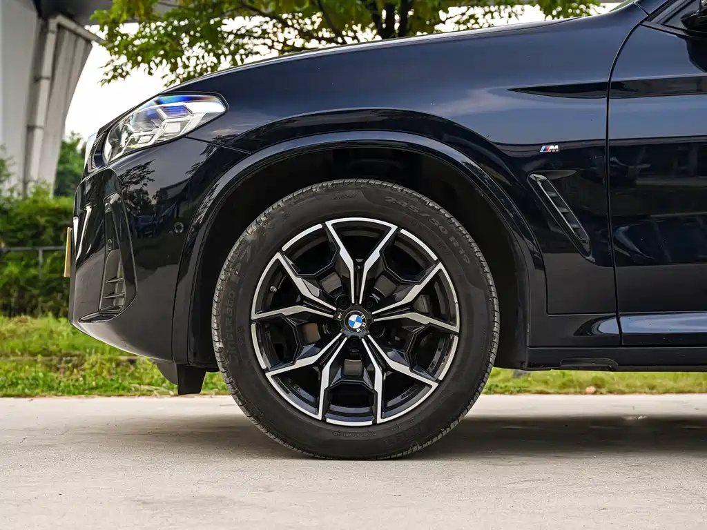 BMW X4 — миниатюра 15