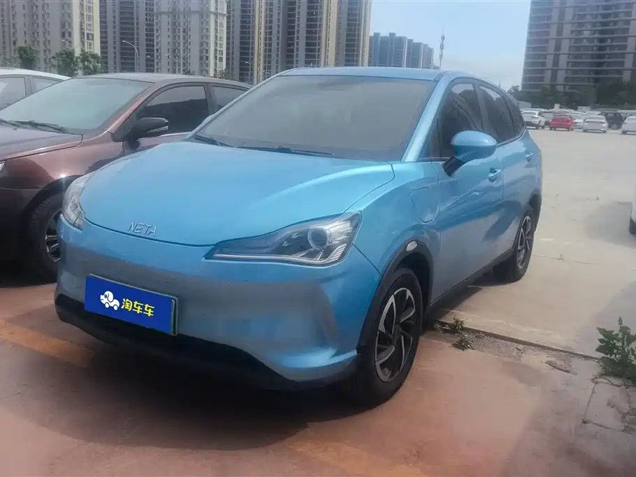 Neta Neta V 2022