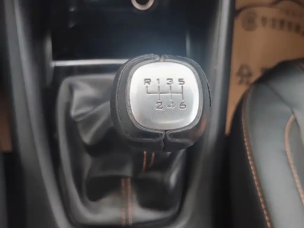 Wuling Hongguang S3 — миниатюра 12