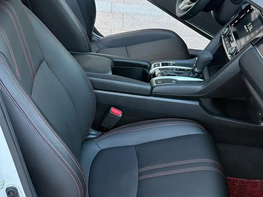 Honda Civic — миниатюра 6