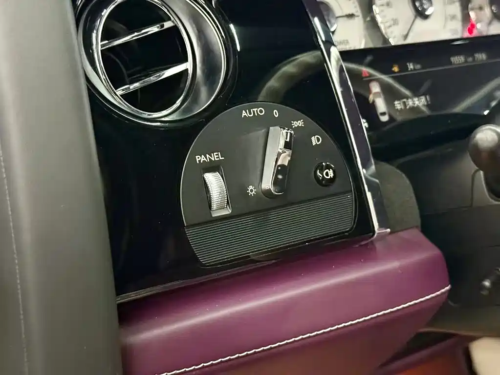Rolls-Royce Ghost — миниатюра 6