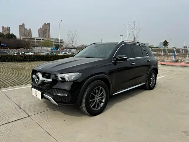 MERCEDES-BENZ GLE