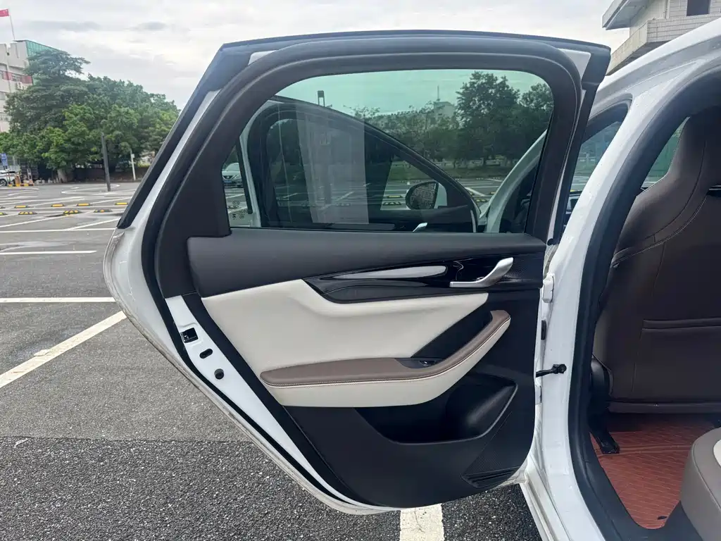BYD Qin PLUS — миниатюра 17