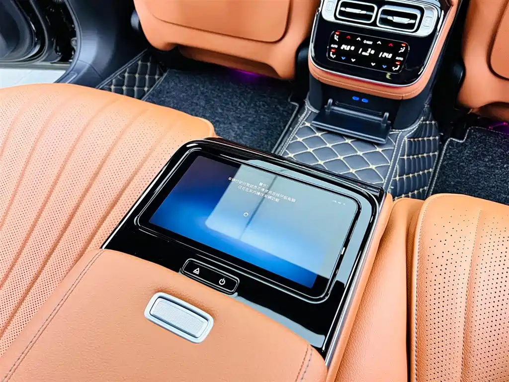 Mercedes-Benz S-Class New Energy — миниатюра 15