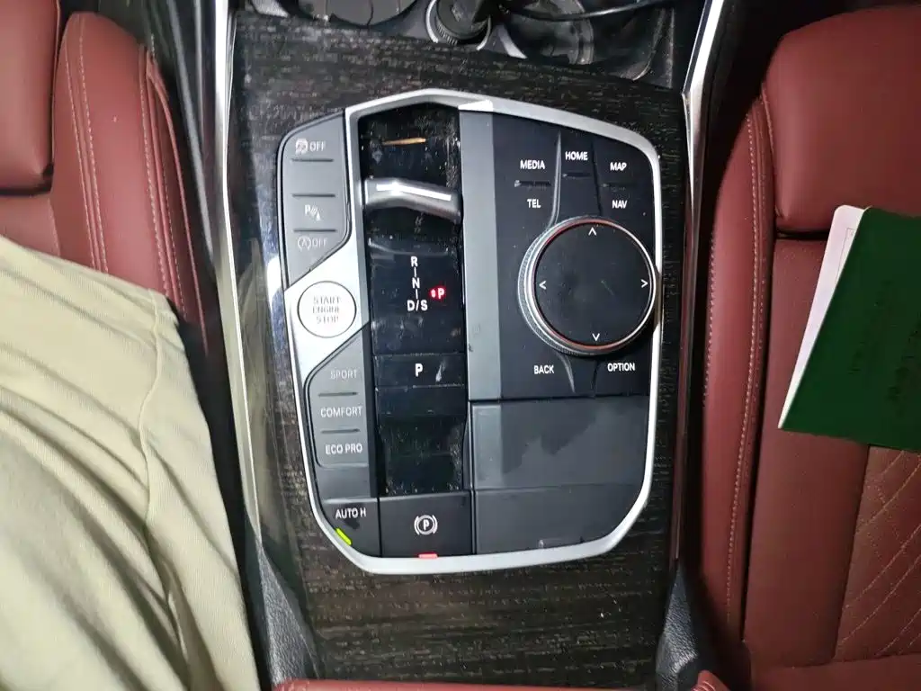 BMW 3 Series — миниатюра 17