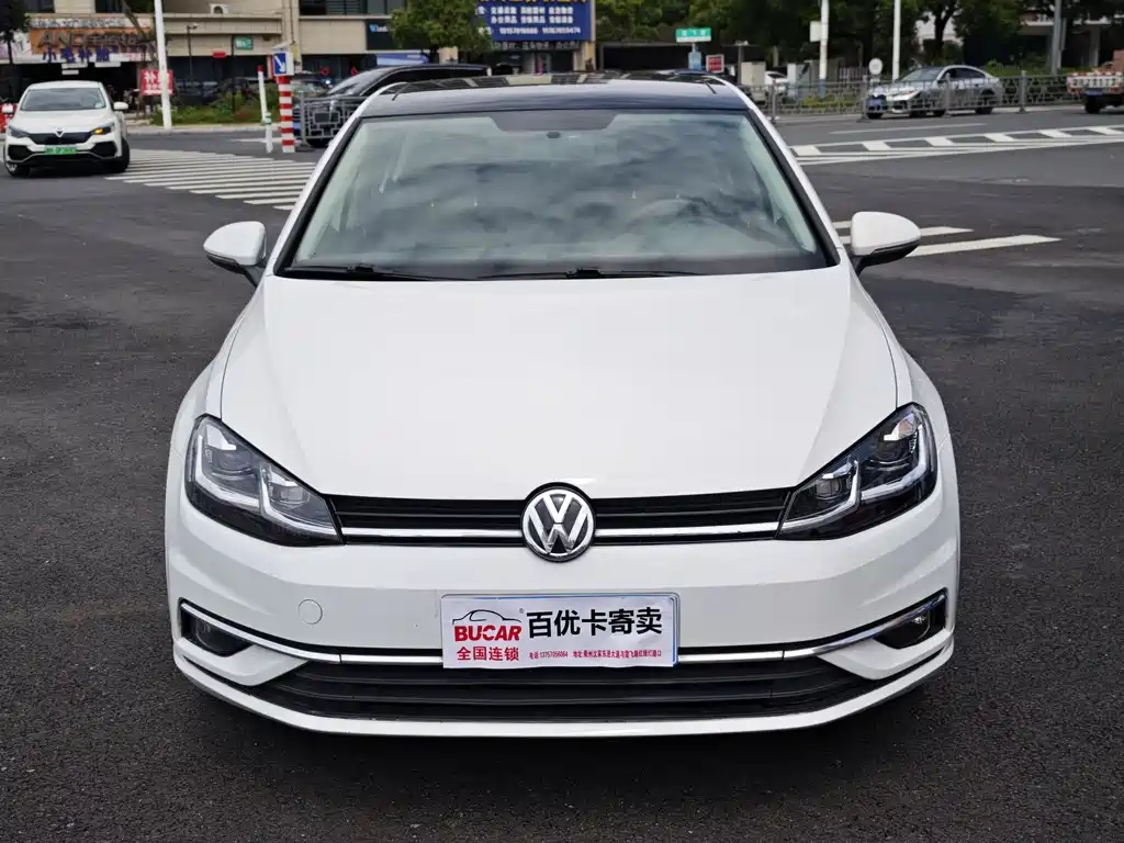 Volkswagen Golf 2018 230TSI AT Comfort