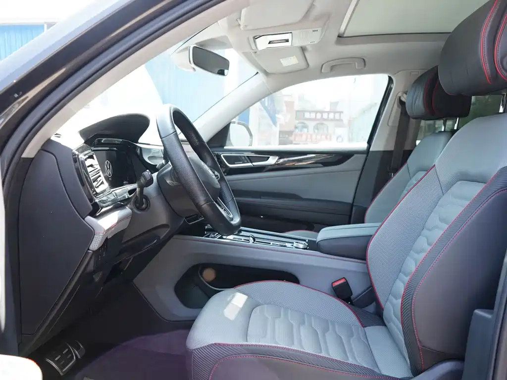 Volkswagen Teramont — миниатюра 3