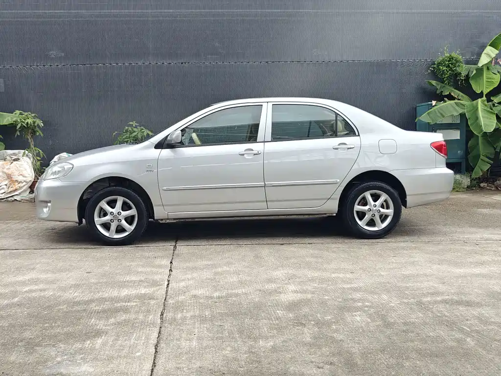 Toyota Corolla — миниатюра 7