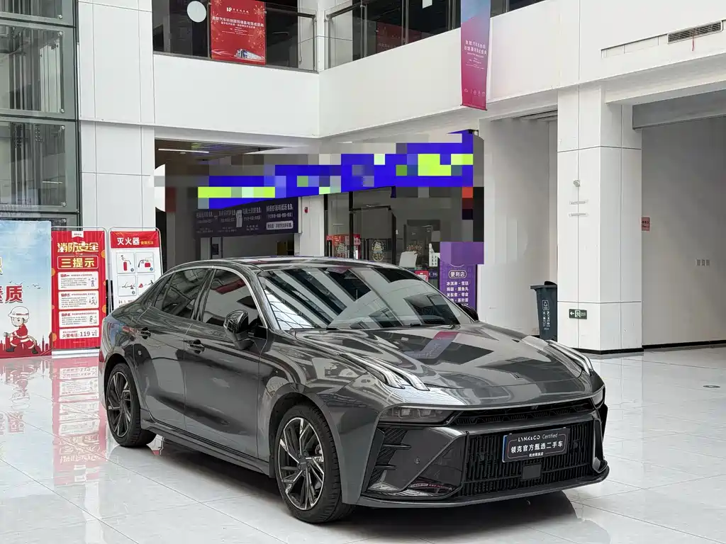 Lynk & Co 03 — миниатюра 3
