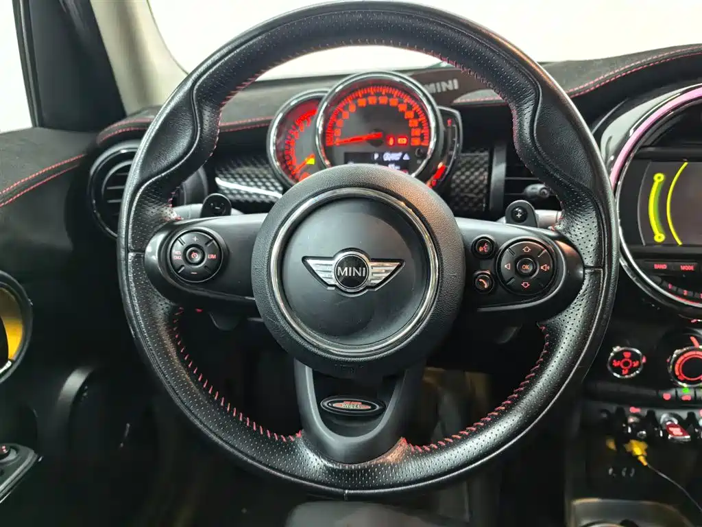MINI Mini — миниатюра 8