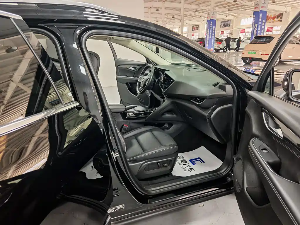 Buick Envision Plus — миниатюра 10