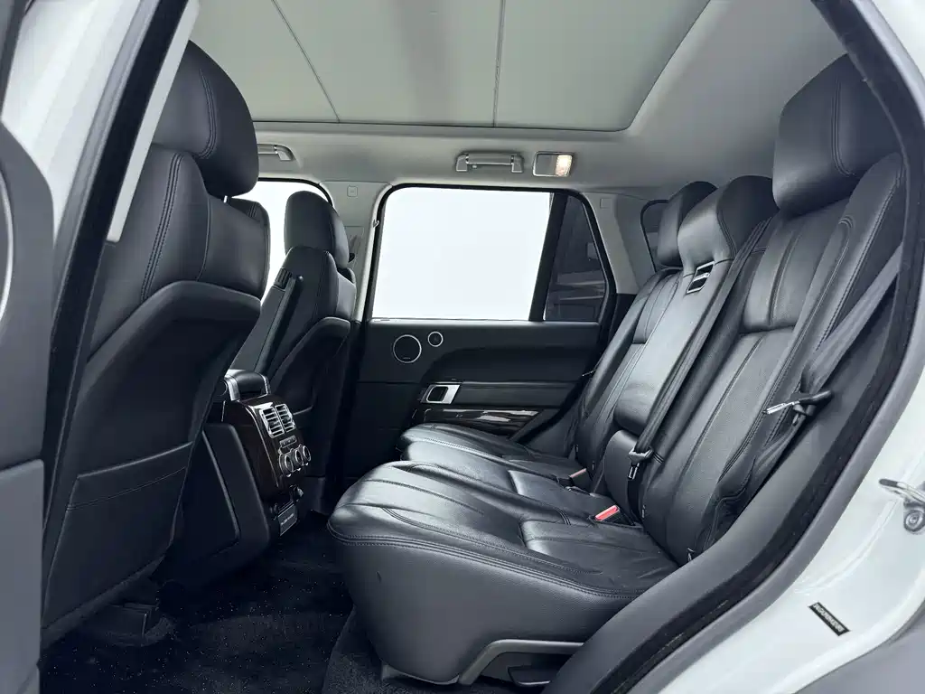 Land Rover Range Rover — миниатюра 11