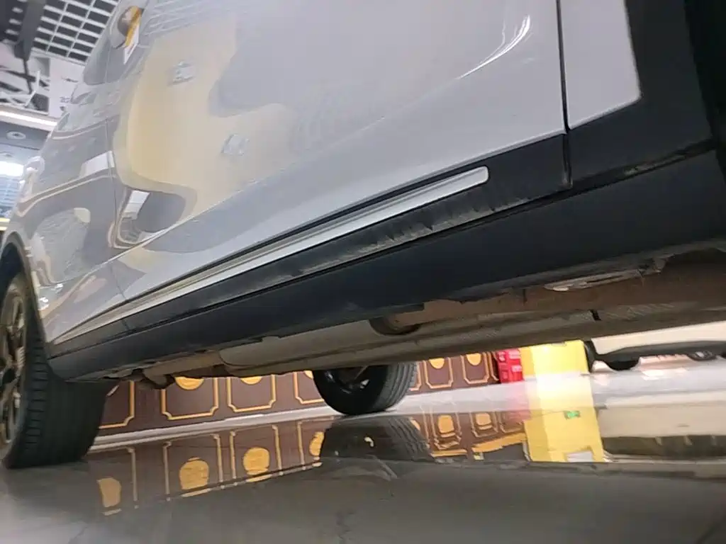 BYD Tang New Energy — миниатюра 2