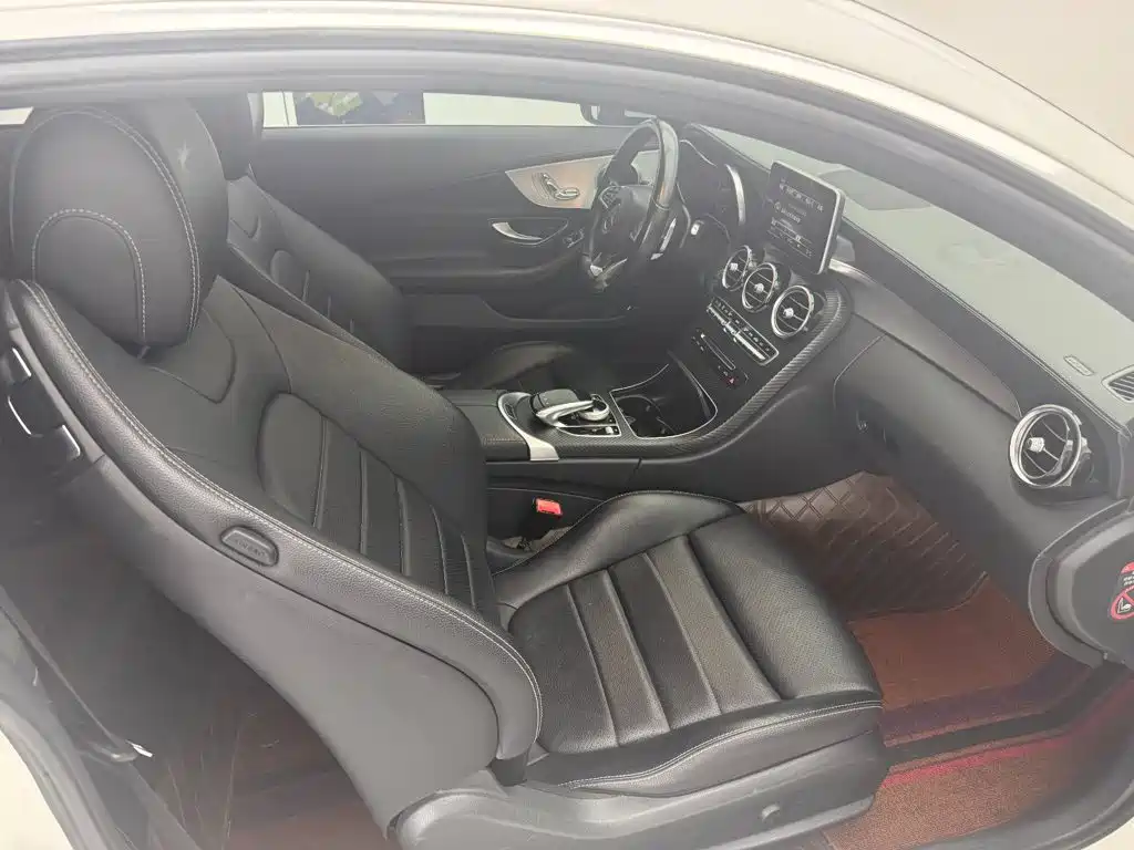 Mercedes-Benz C-Class (Import) — миниатюра 4