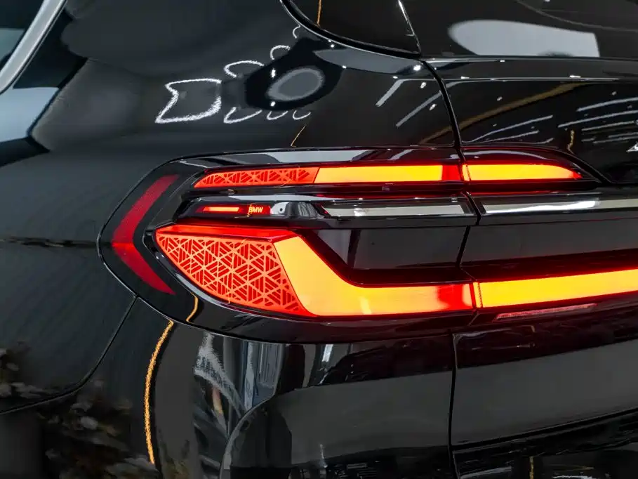 BMW X7 — миниатюра 9