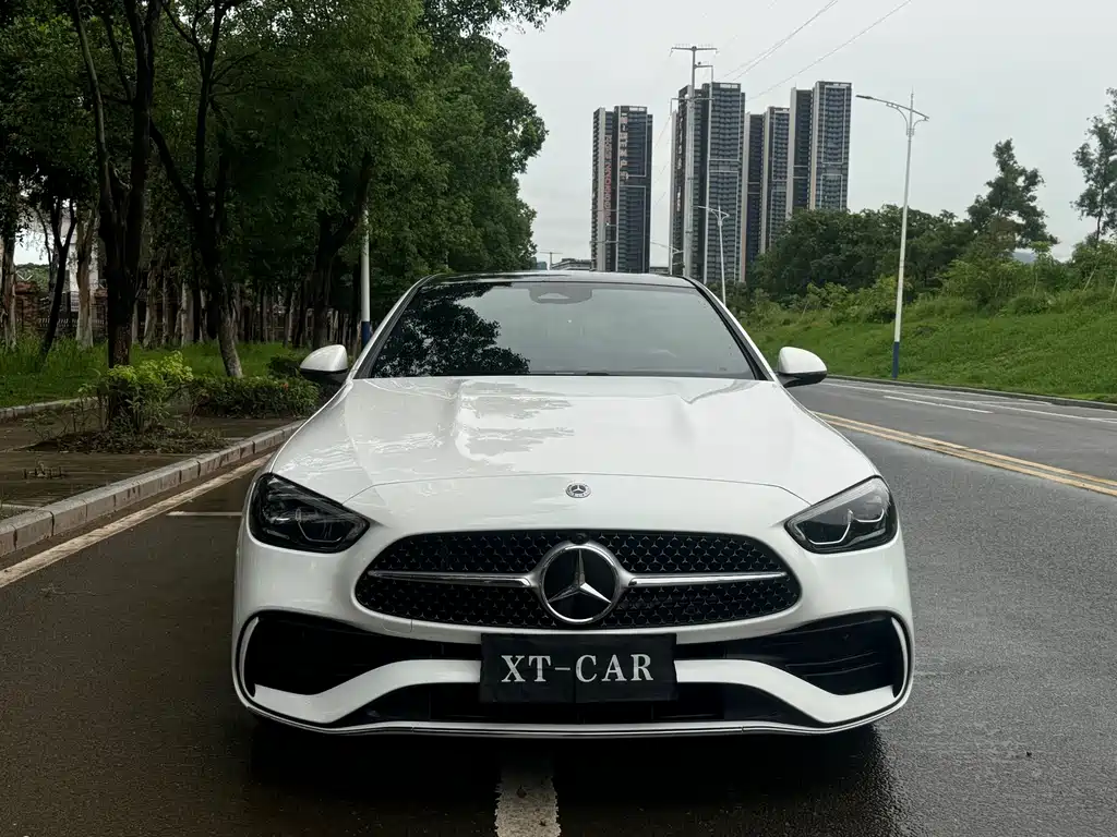 Mercedes-Benz C-Class — миниатюра 2