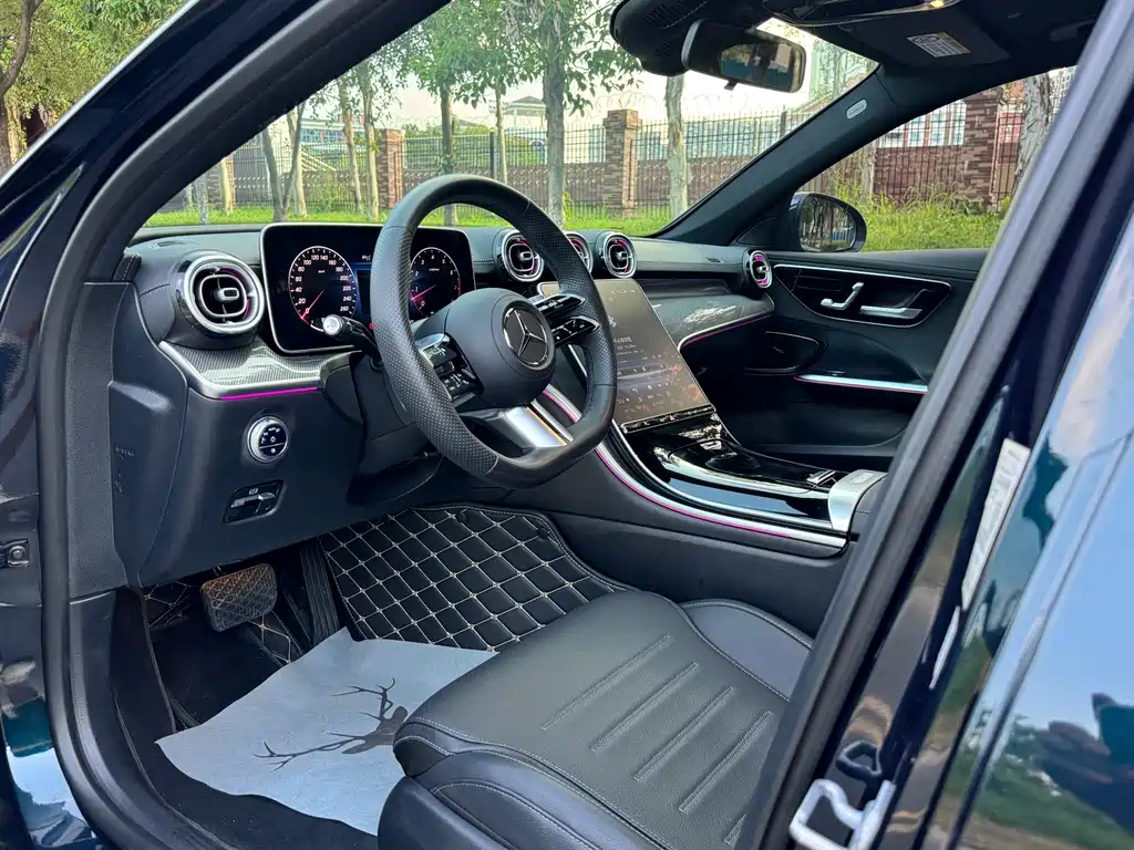 Mercedes-Benz C-Class — миниатюра 10