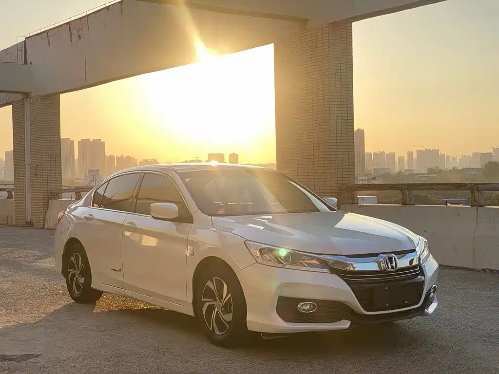 Honda Accord — миниатюра 3