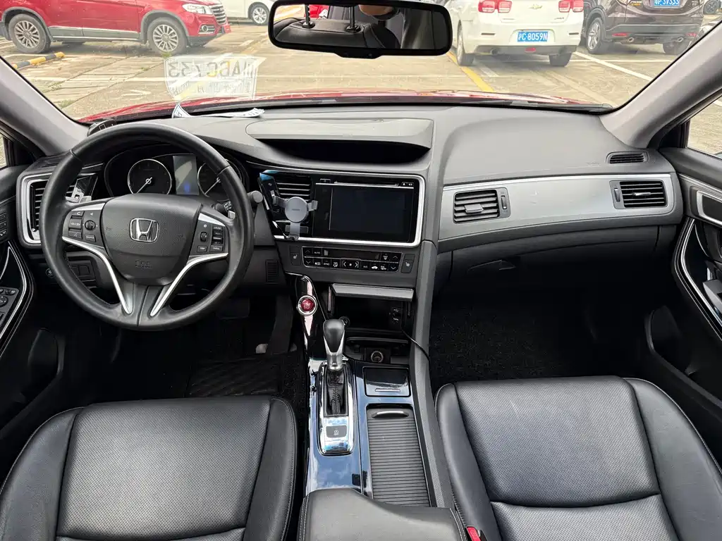Honda Spirior — миниатюра 6