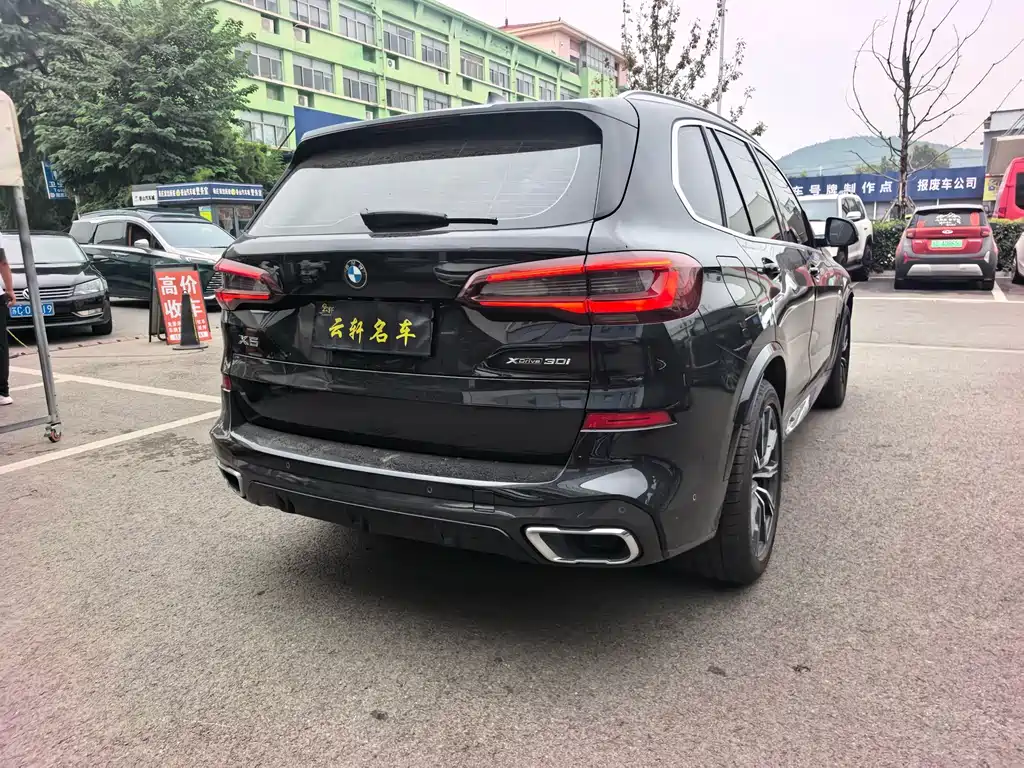 BMW X5 (Import) — миниатюра 6