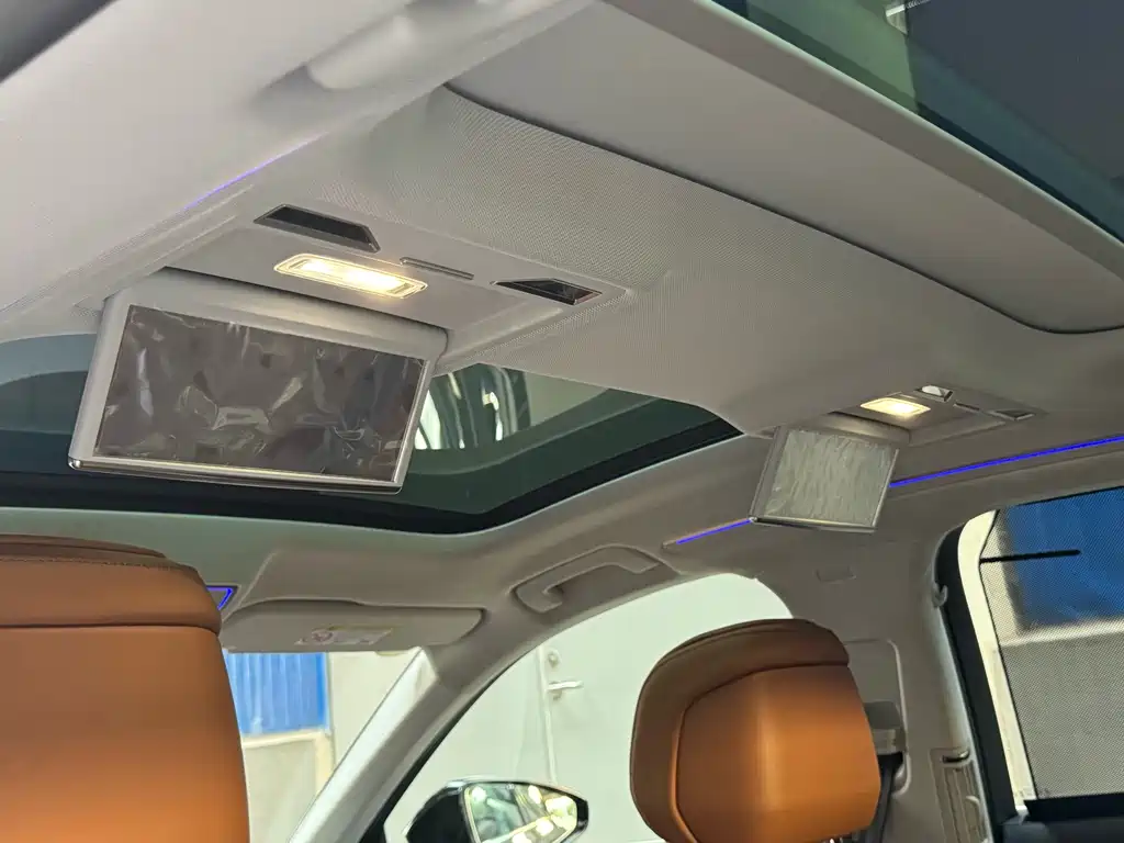 Audi A8 — миниатюра 13