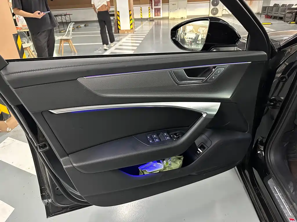 Audi A6L — миниатюра 8