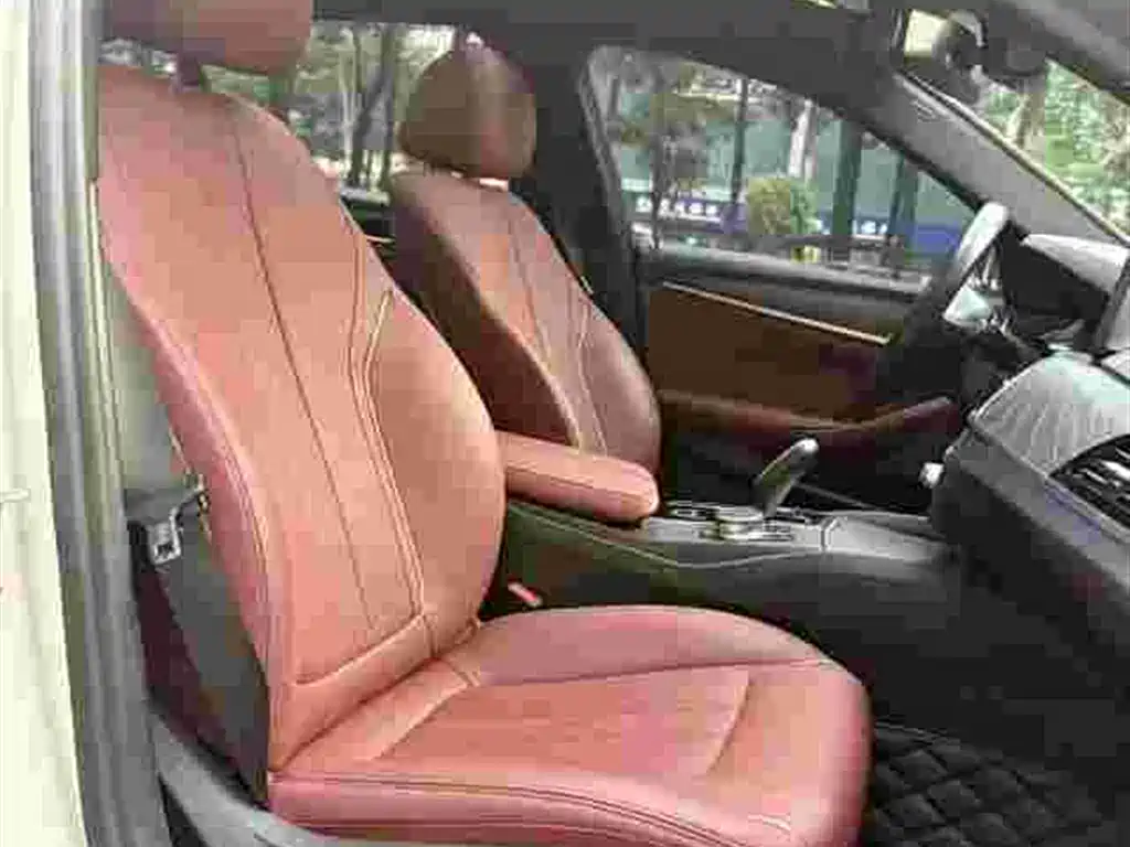 BMW 5 Series New Energy — миниатюра 6