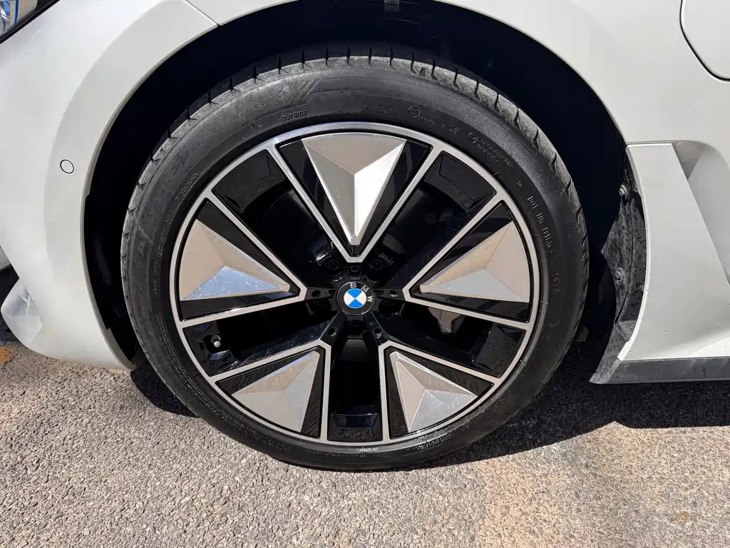 BMW i3 — миниатюра 19