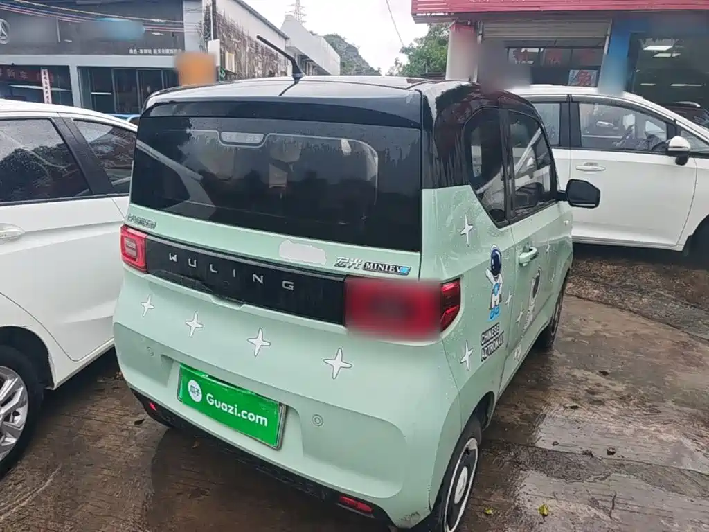 Wuling MINIEV — миниатюра 7