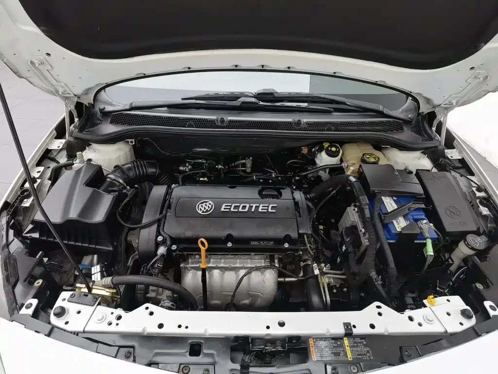 Buick Excelle — миниатюра 6