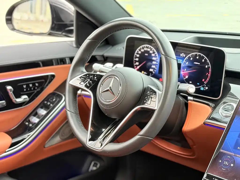 Mercedes-Benz S-Class — миниатюра 9