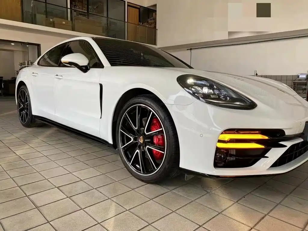 Porsche Panamera — миниатюра 6