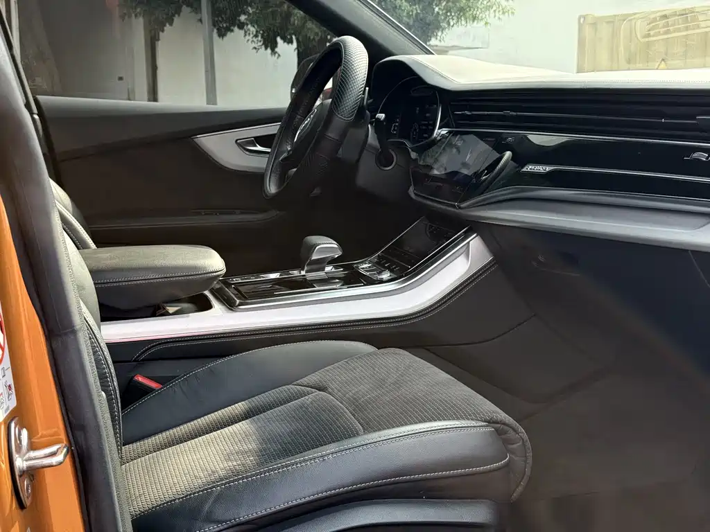Audi Q8 — миниатюра 14
