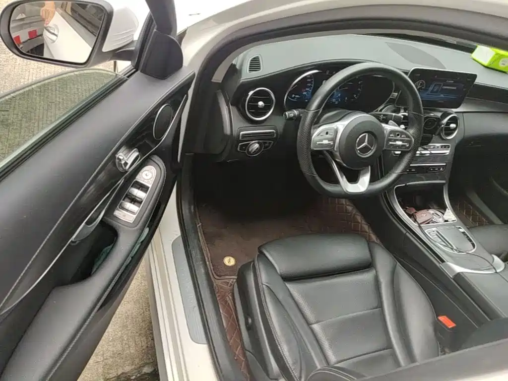 Mercedes-Benz C-Class — миниатюра 16