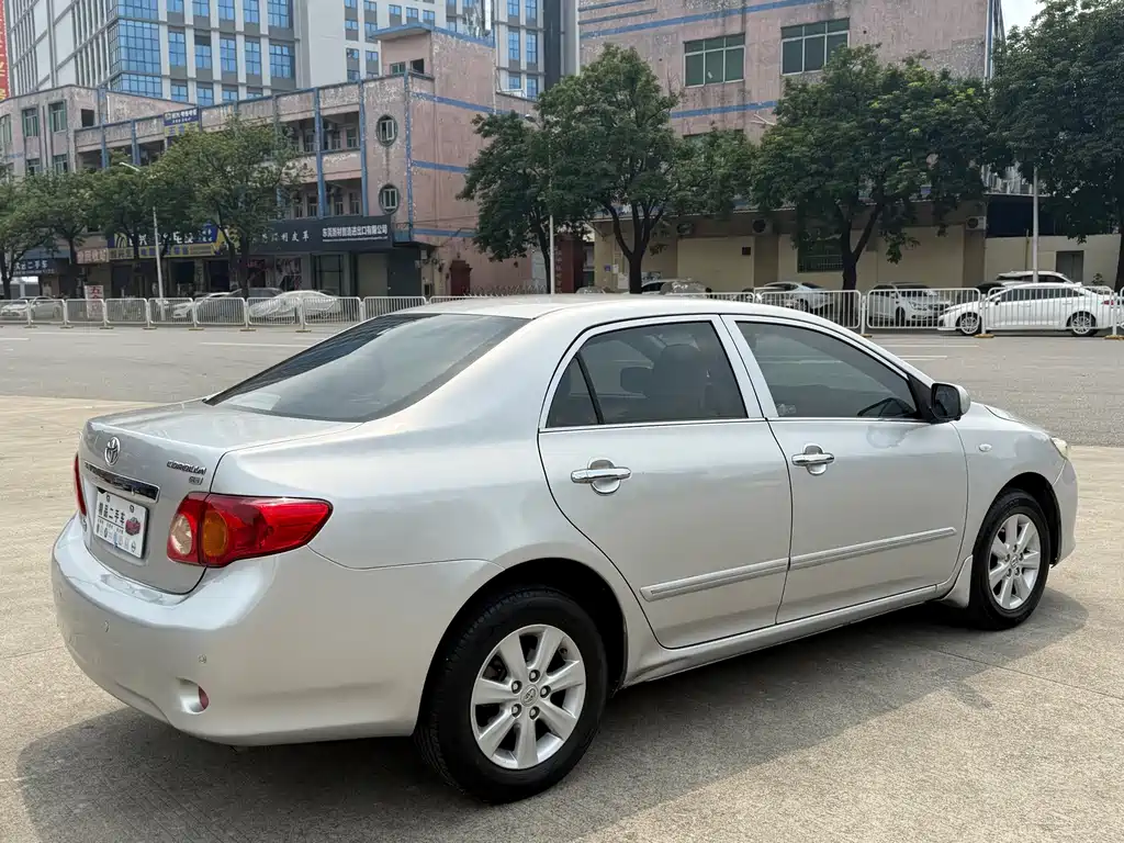 Toyota Corolla — миниатюра 9