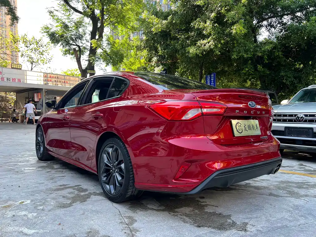 Ford Focus — миниатюра 20