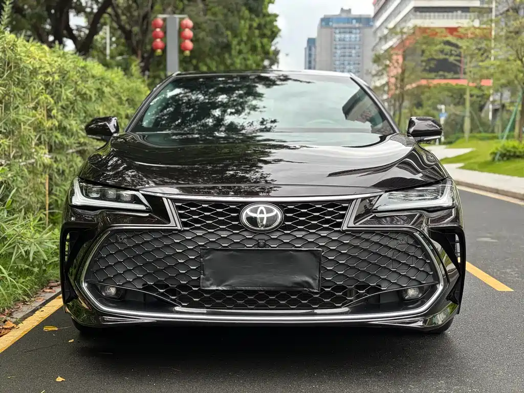 Toyota Avalon — миниатюра 2