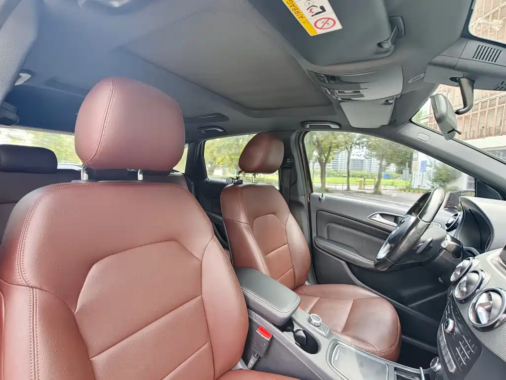 Mercedes-Benz B-Class — миниатюра 16