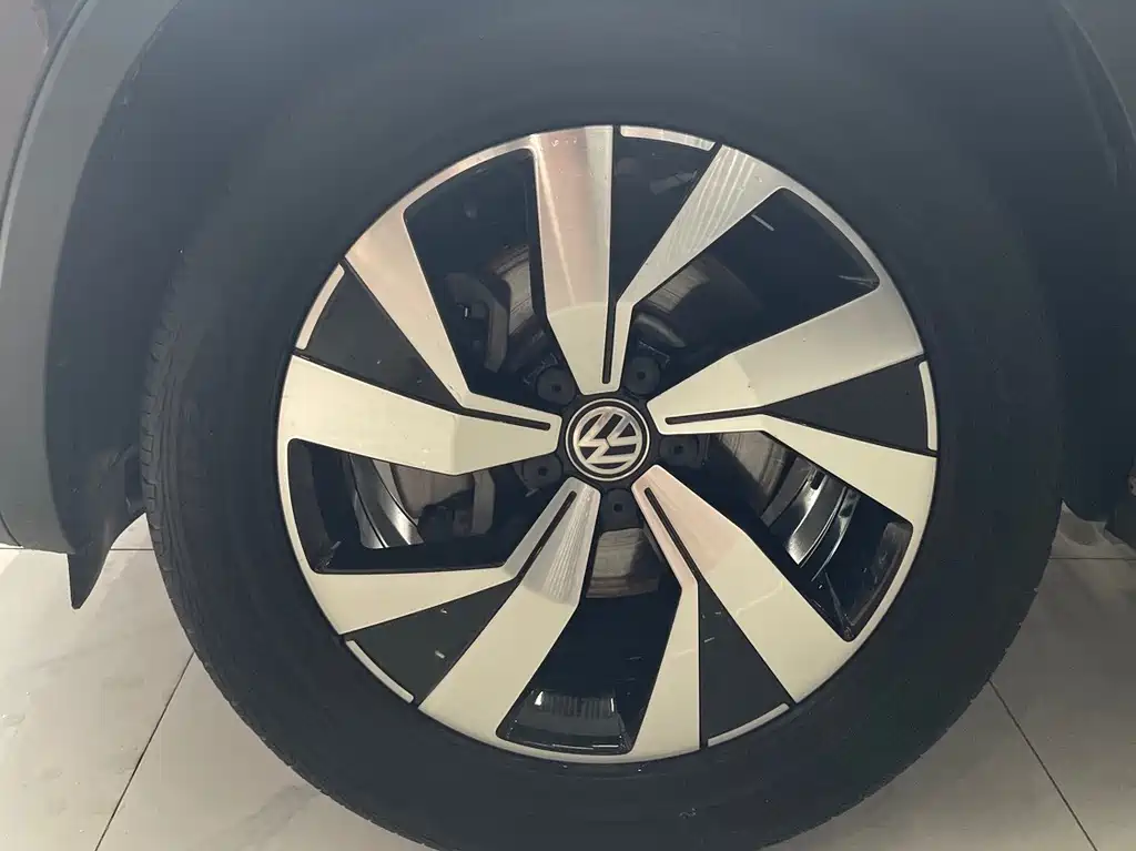 Volkswagen Tayron — миниатюра 4