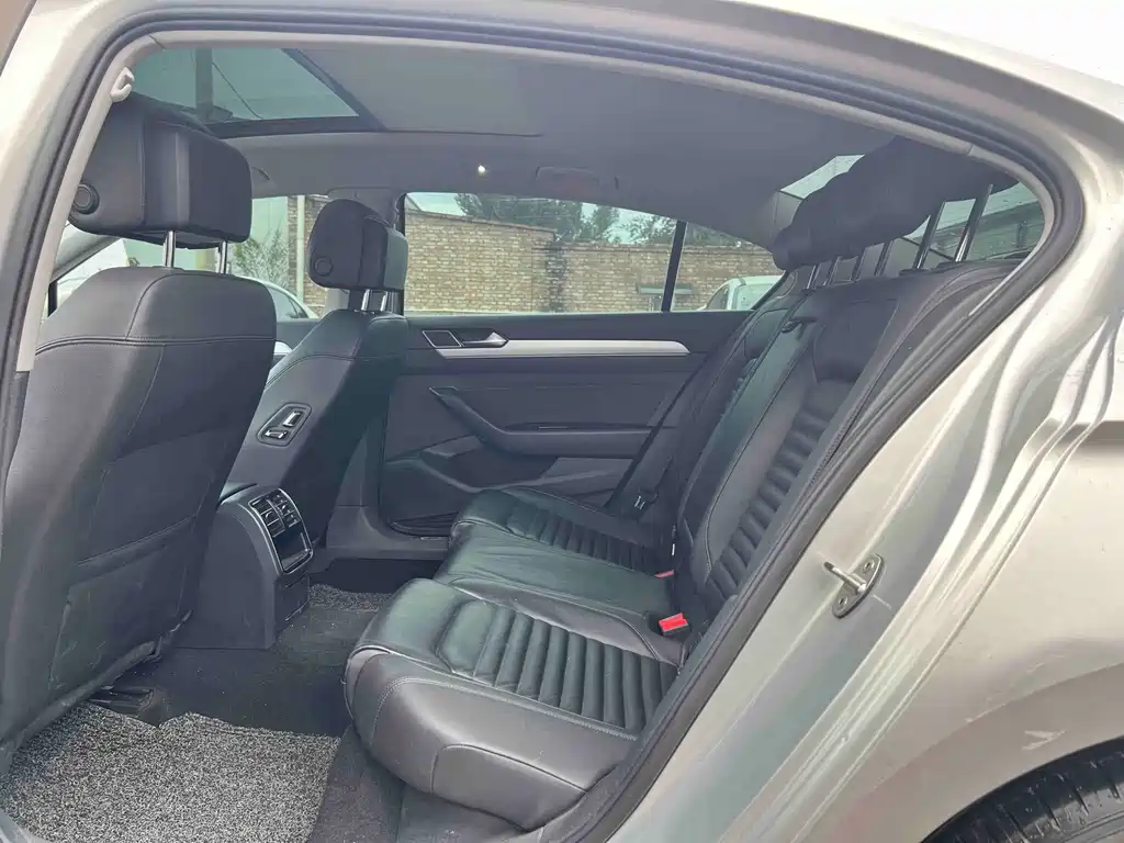 Volkswagen Magotan — миниатюра 5