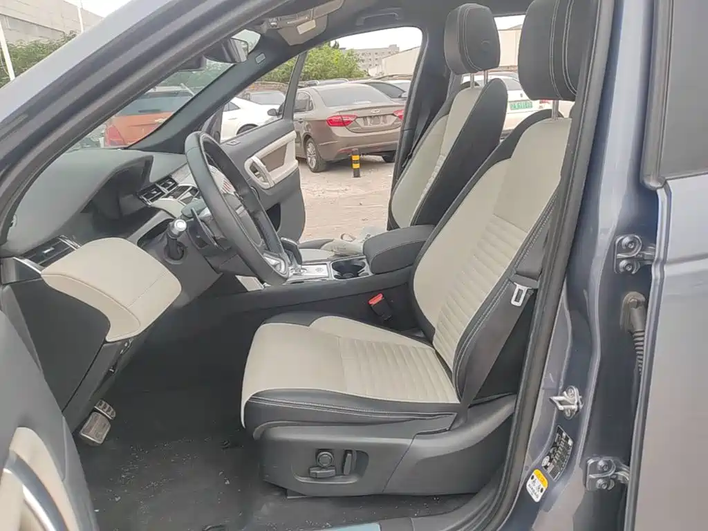 Land Rover Discovery Sport Hybrid — миниатюра 15