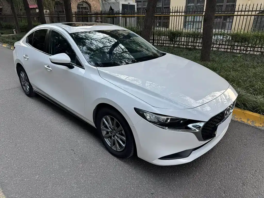 Mazda 3 Axela — миниатюра 3