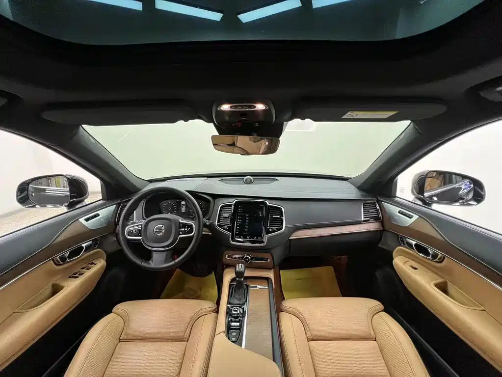 Volvo XC90 — миниатюра 22