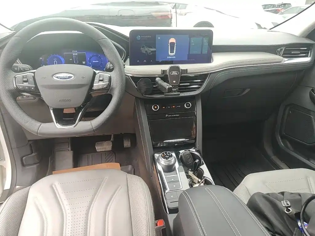 Ford Escape — миниатюра 10