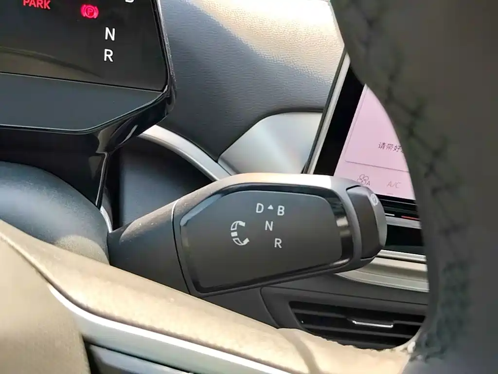 Volkswagen ID.4 Crozz — миниатюра 14