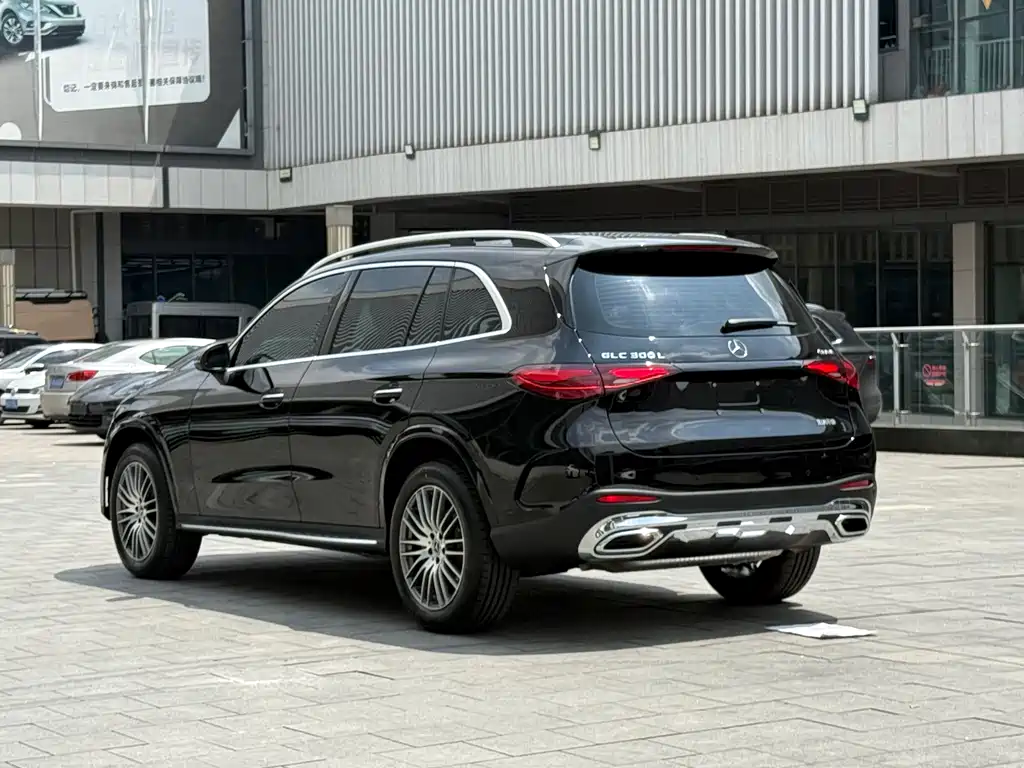 Mercedes-Benz GLC 2025 GLC 300 L 4MATIC 5 мест