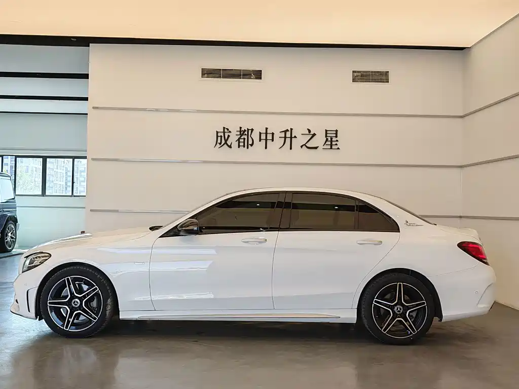Mercedes-Benz C-Class — миниатюра 4