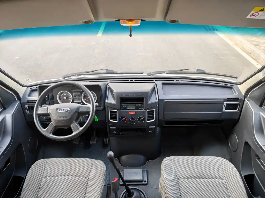 IVECO Daily — миниатюра 7